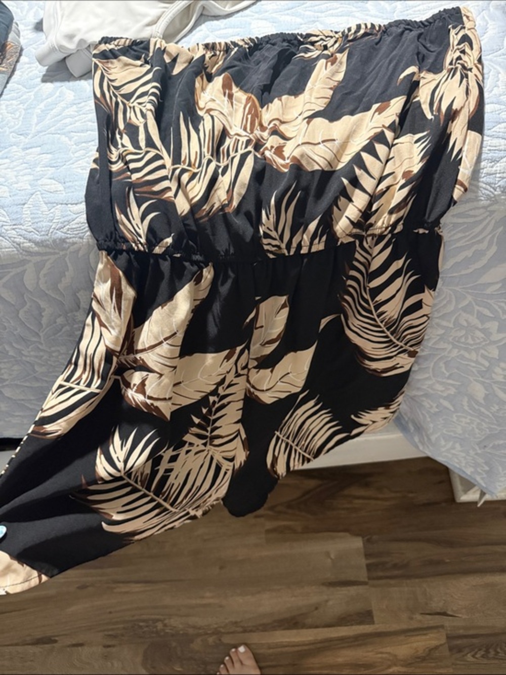 Sleeveless Black and Beige Palm-Print Women's Top